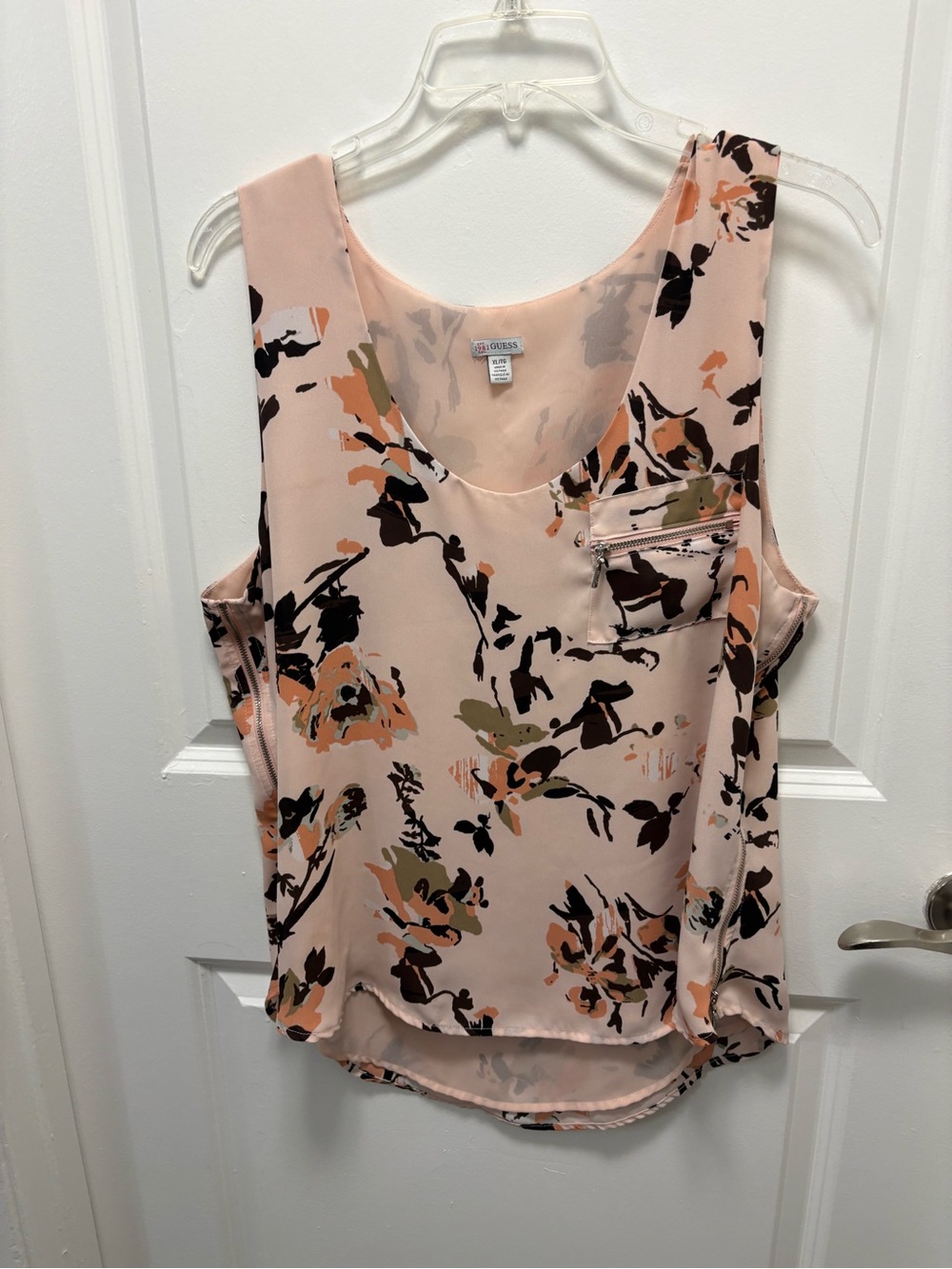 GUESS Pink Floral Sleeveless Blouse Zipper Accents Size XL